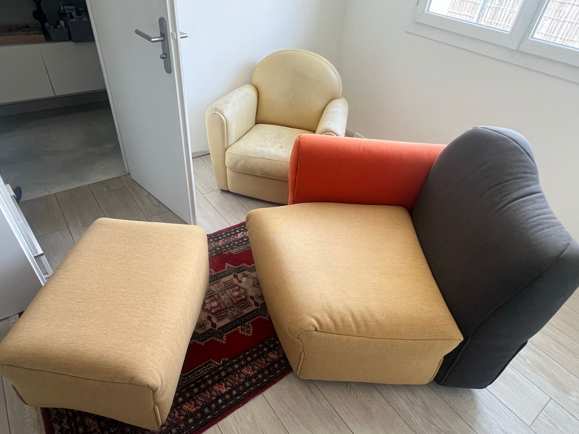 Fauteuil et pouf Cassina Cannaregio - Gaetano Pesce