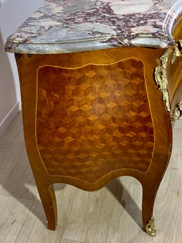 Louis XV style chest of drawers, precious wood cube marquetry, rosewood, violet wood.