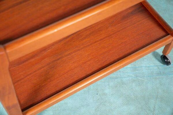 Chariot de service vintage minimaliste Deen design en teck, chariot de bar