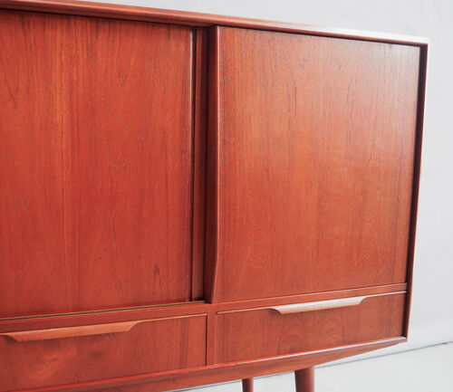 High 60's teak veneer sideboard with bar