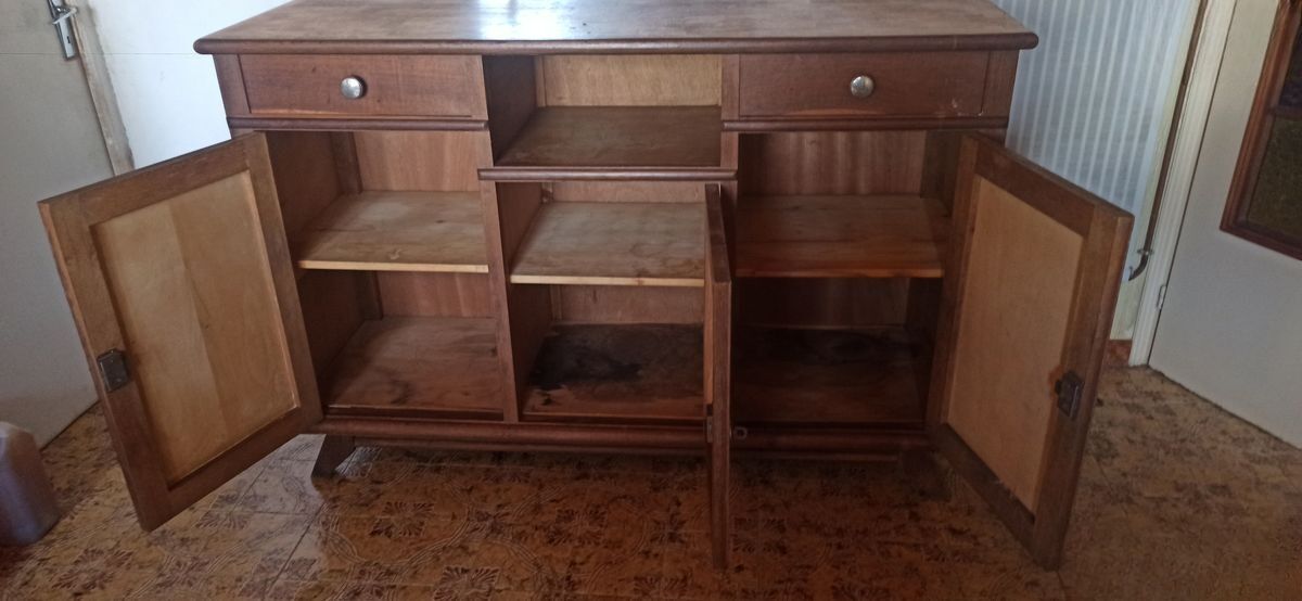 Vintage buffet