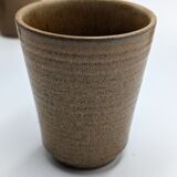 4 stoneware cups
