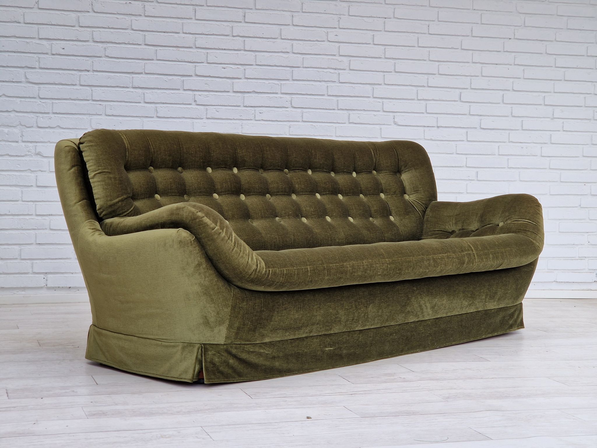 1970s, Swedish design by Swedfurn, Slätta Möbler, 3 seater sofa, vintage velour.