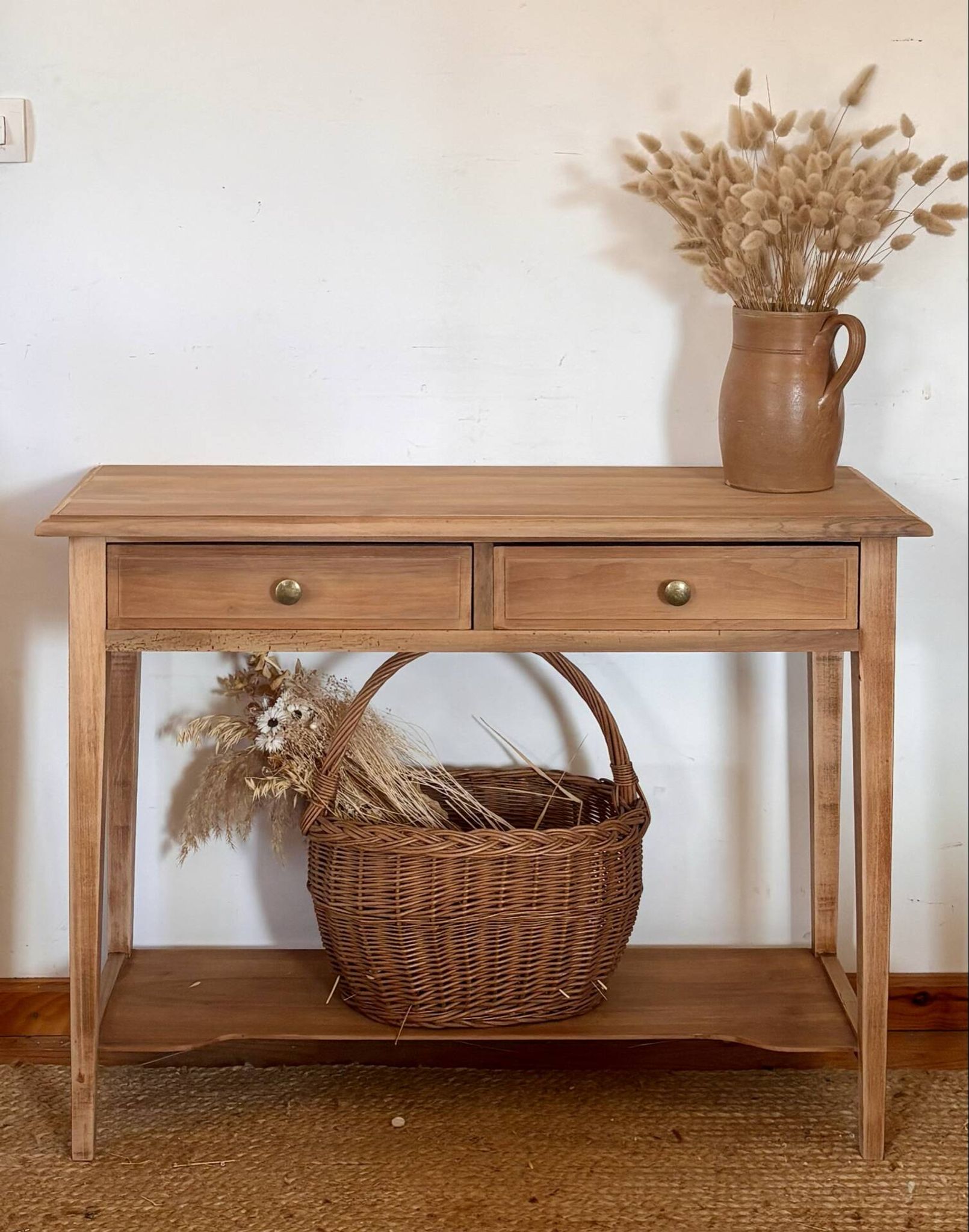 Old solid wood console with 2 drawers.