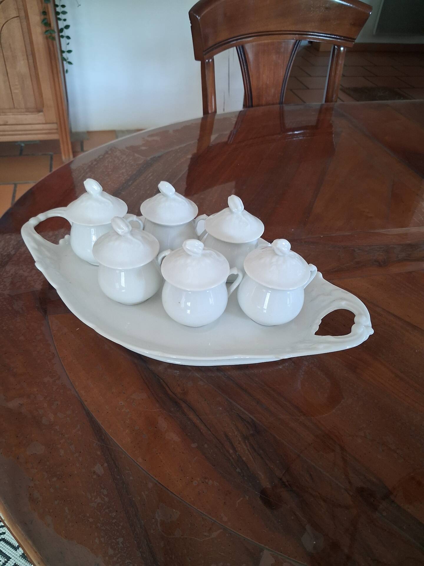 Cream service