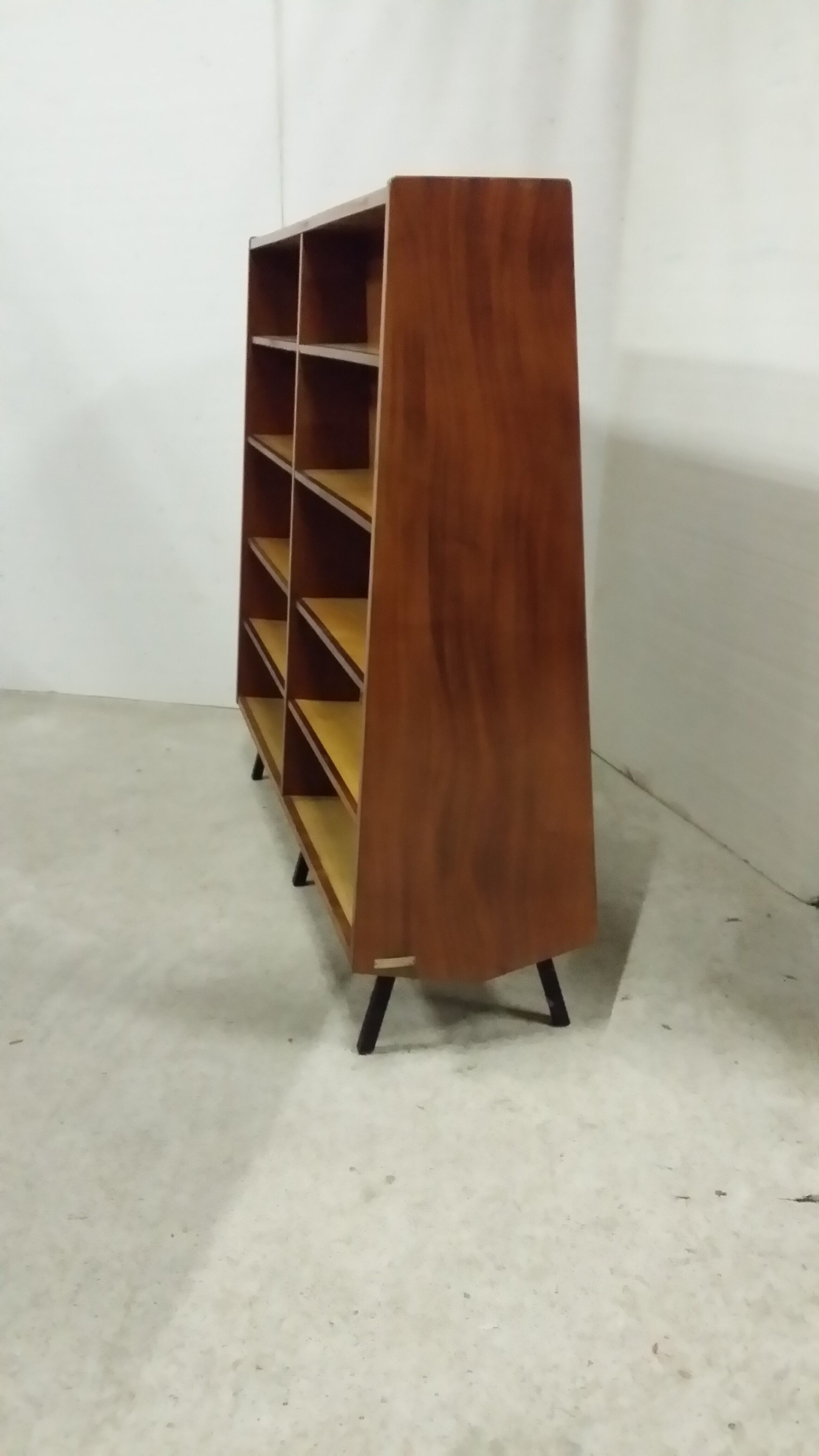 library library of the 1950s / 60 black metal base