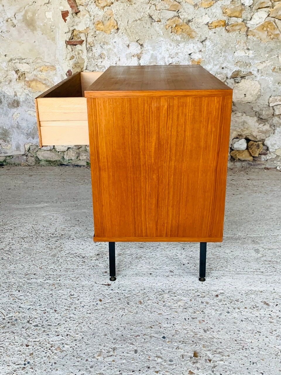 Vintage chest of drawers, Scandinavian teak style, circa 60 metal feet