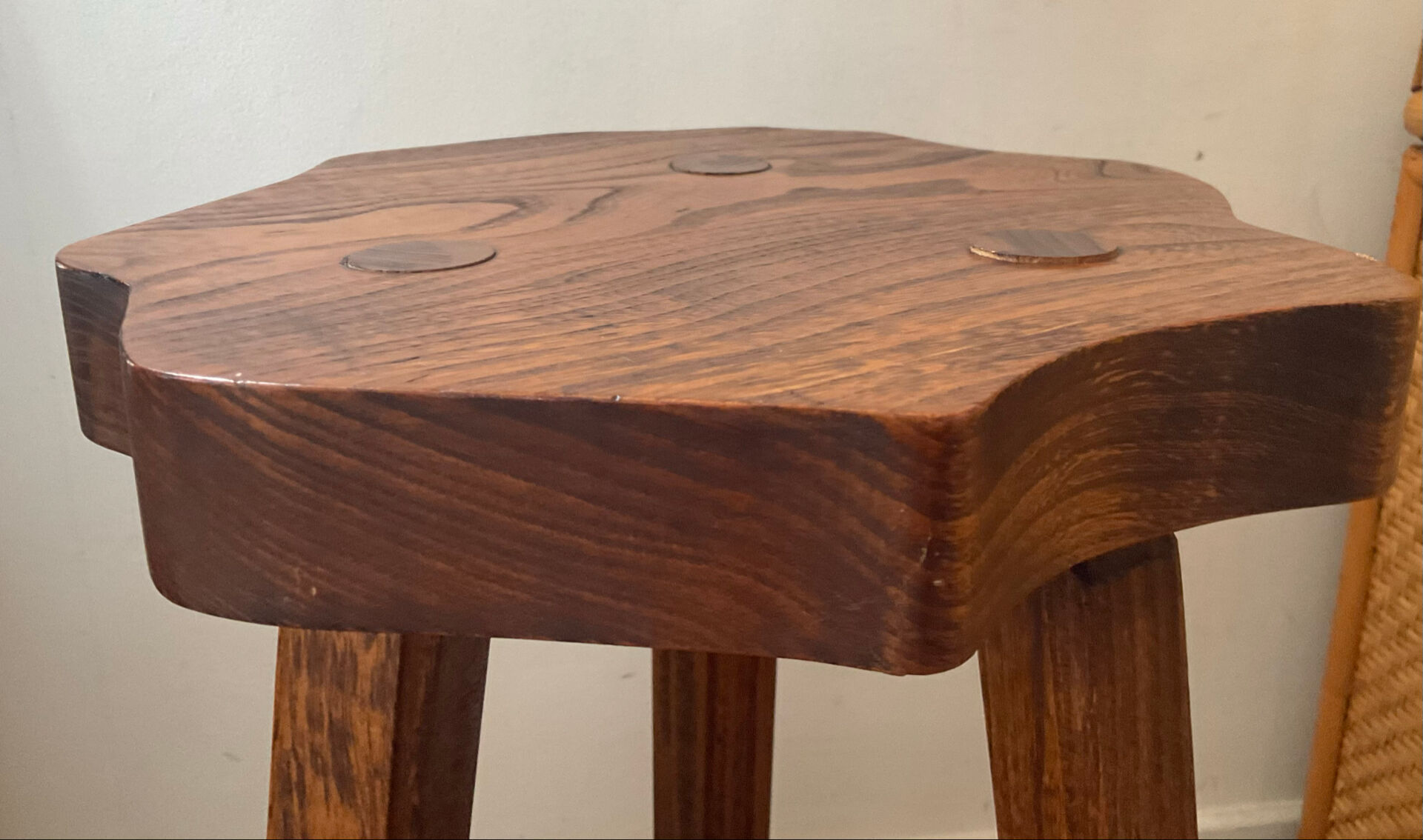 Tripod farmhouse stool in solid oak