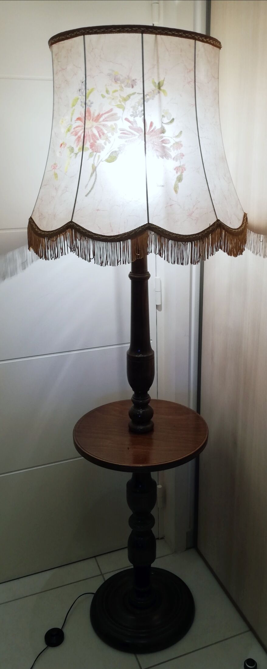 50s oak lamp lamp with hand-painted silk tablet and lampshade