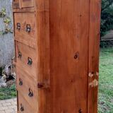 Storage cabinet
