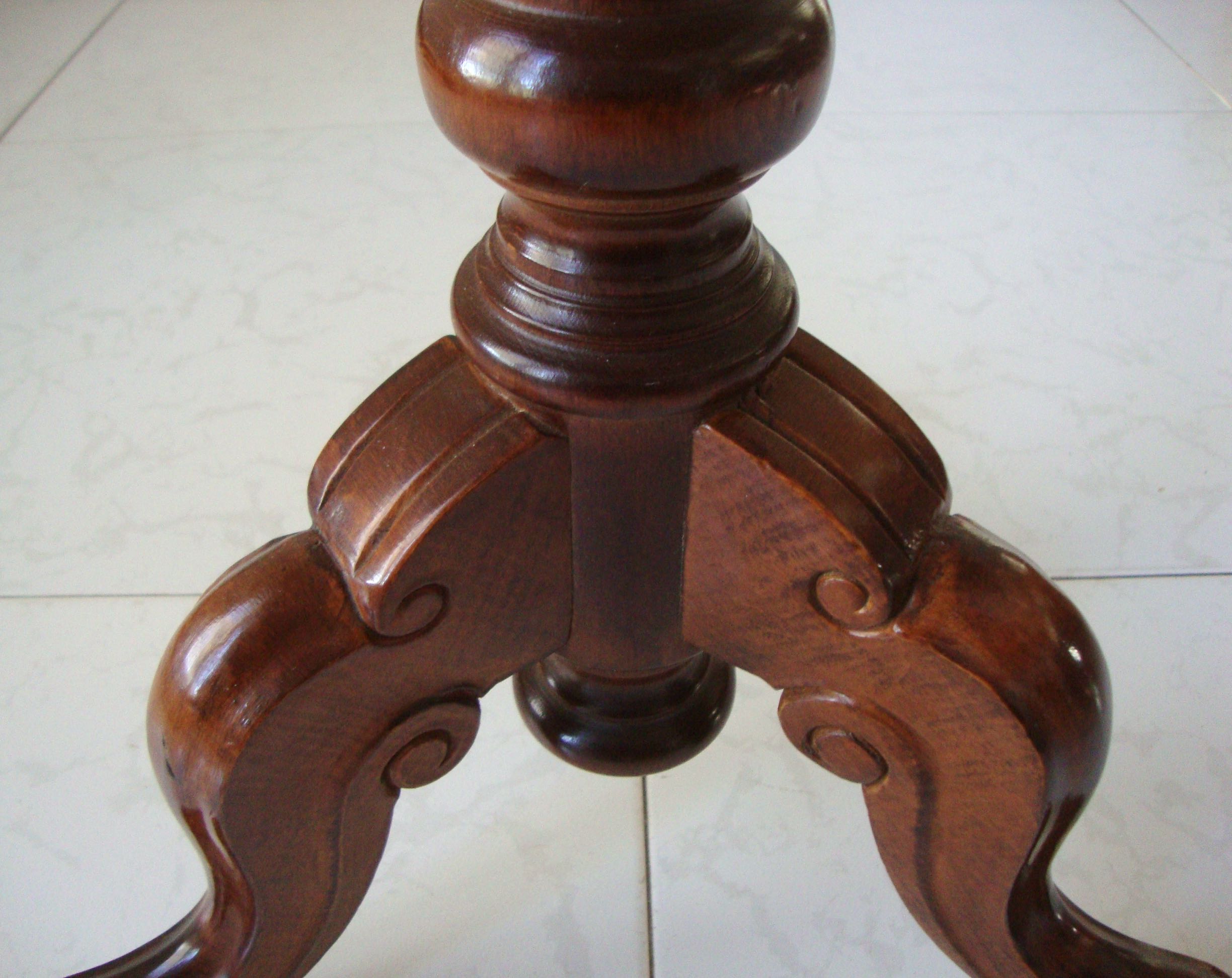 Guerin in cherry and marquetry