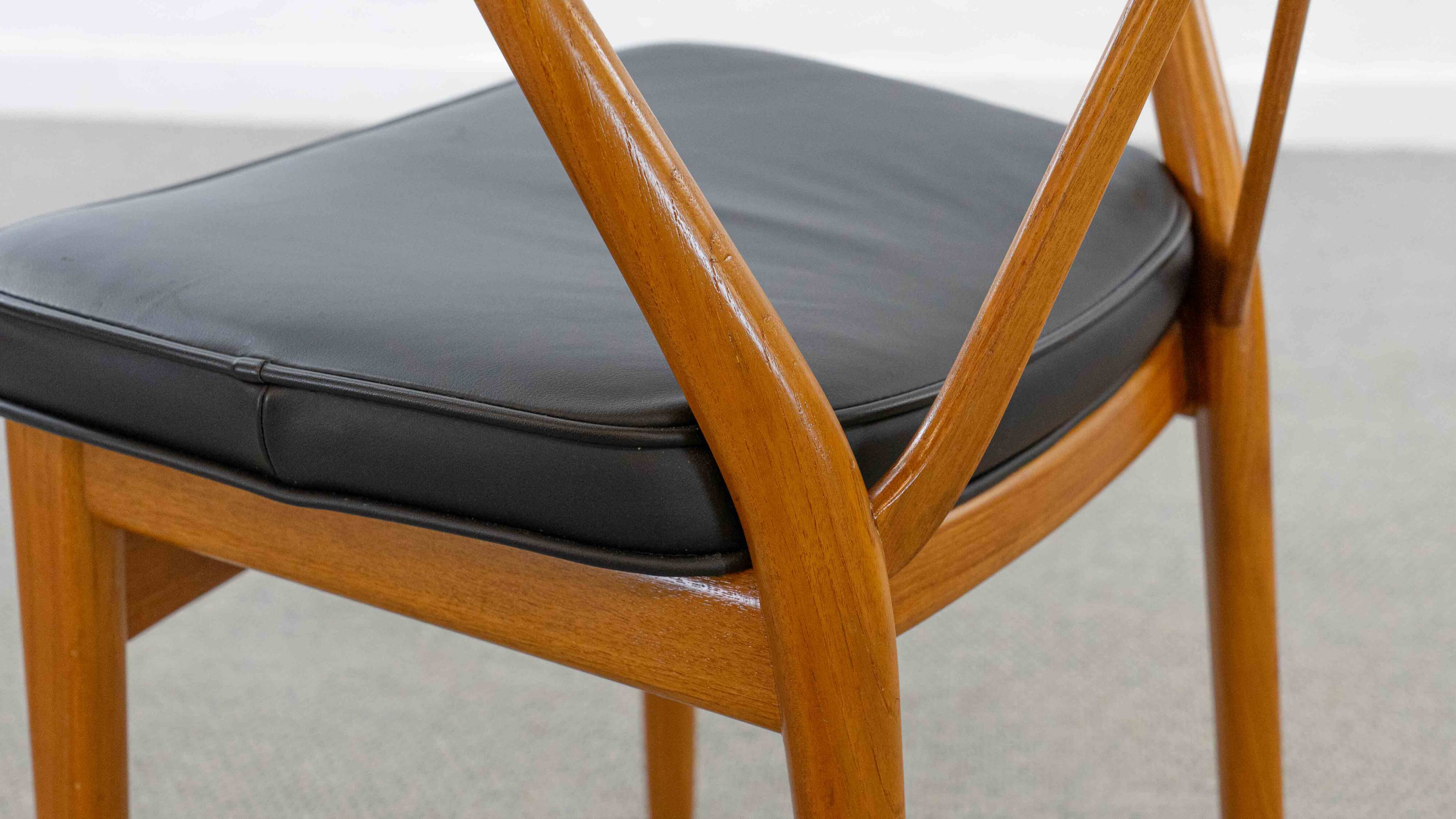 Fauteuil modèle 255 de Henning Kjaernulf pour Bruno Hansen