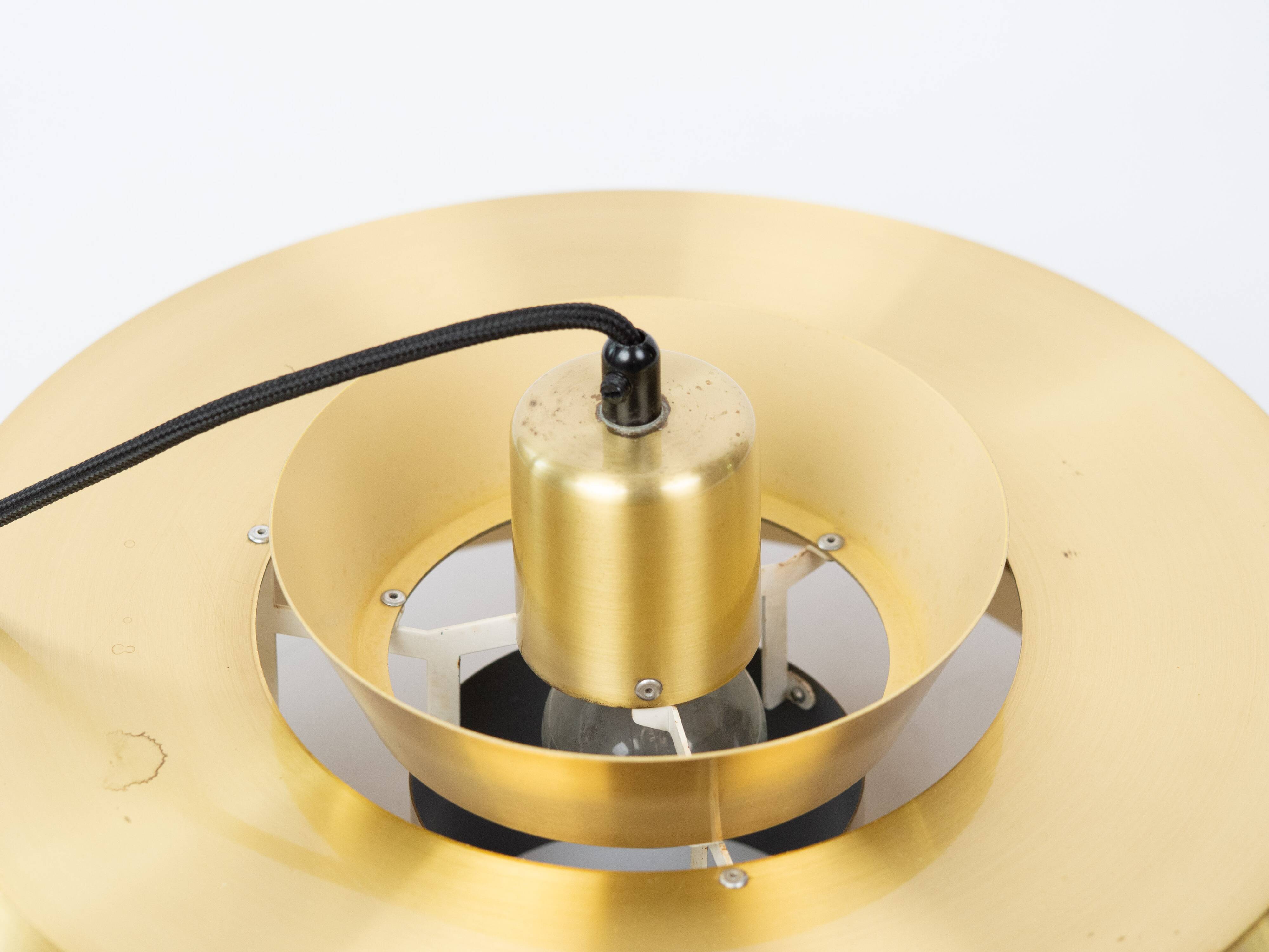 Suspension danoise Nova par Jo Hammerborg, Fog og Morup, 1963