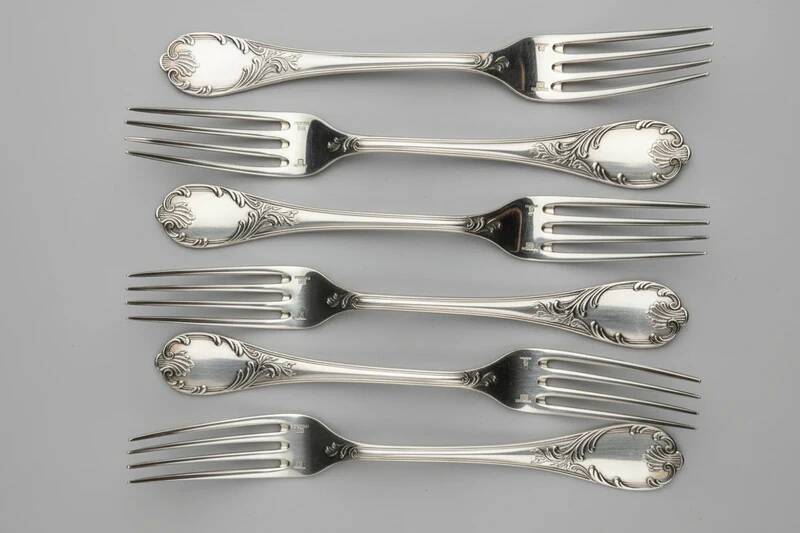 Set of 6 Christofle Marly table forks in near-new condition, 20.5 cm.