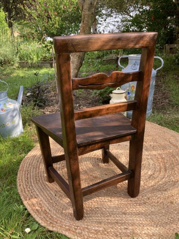 Ancienne chaise enfant en bois