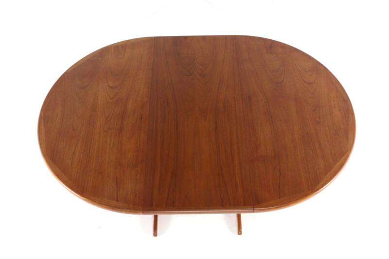 Round extendable dining table 2x 'Ulfborg' by VV Møbler Spøttrup - Danish