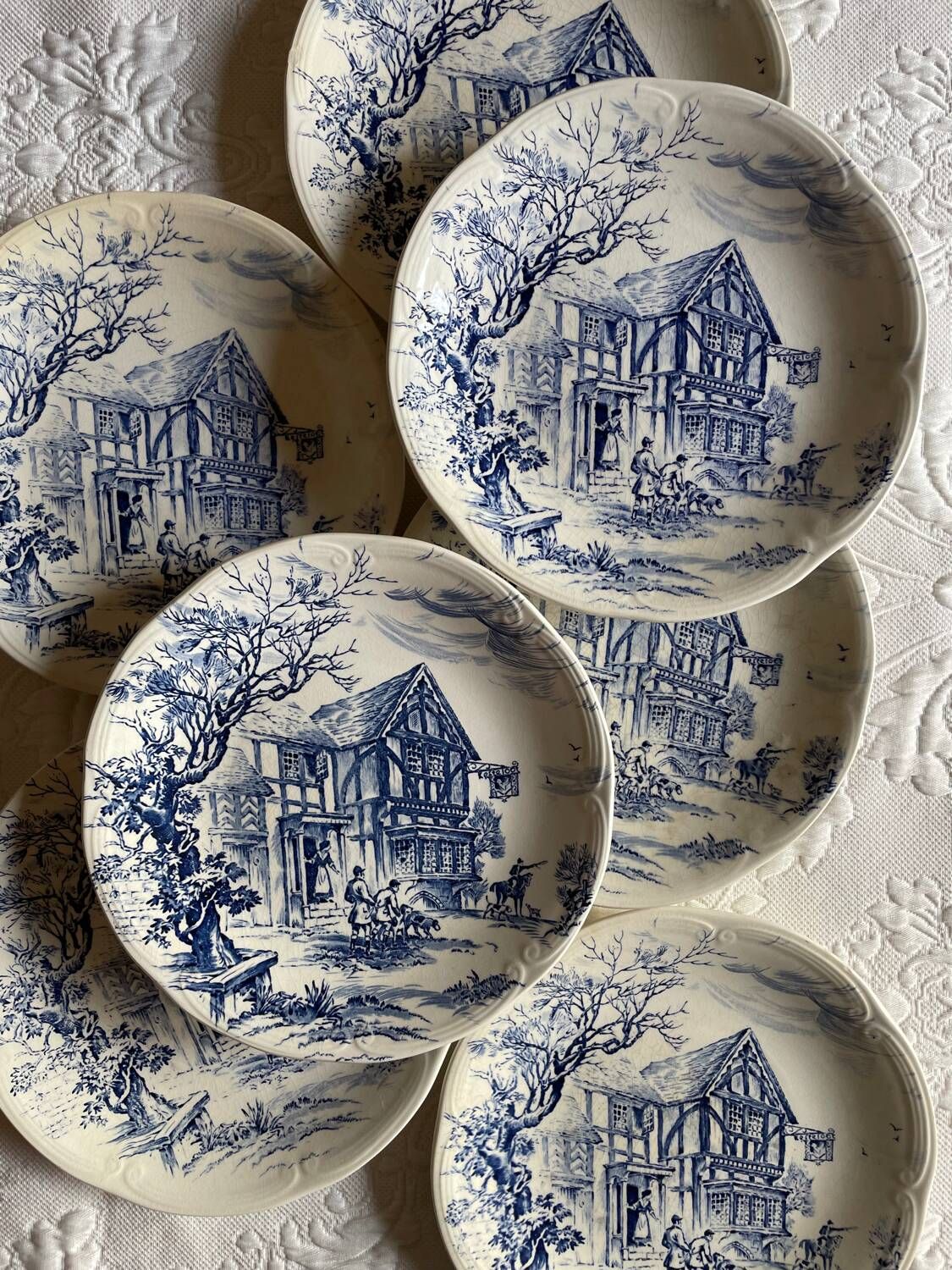 7 flat plates in earthenware by gien ludlow blue hunting decor year 70