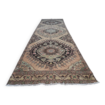Tapis de couloir turc vintage 107x384 cm
