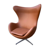EGG Chair design Arne Jacobsen édition Fritz Hansen cuir brun
