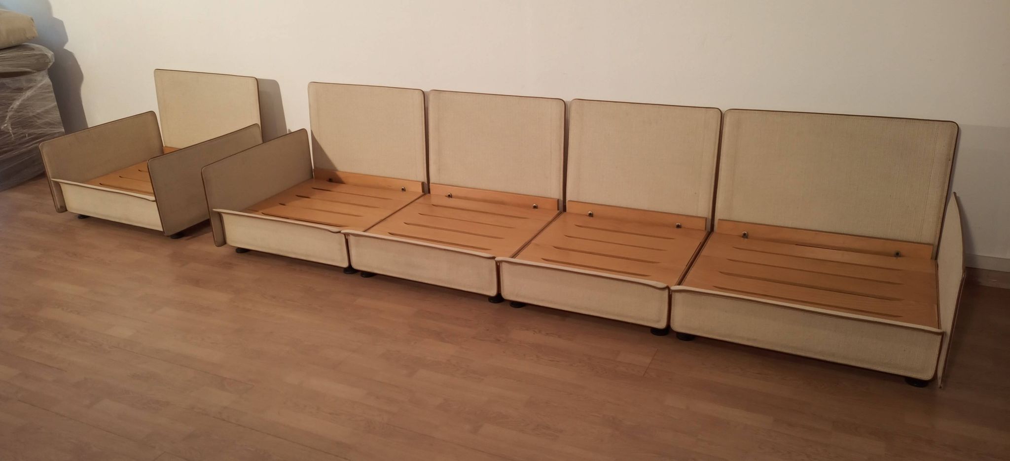 Canapé modulable de Riccardo Arbizzoni pour Zanotta 1978. Modèle Redifiori lot de 5
