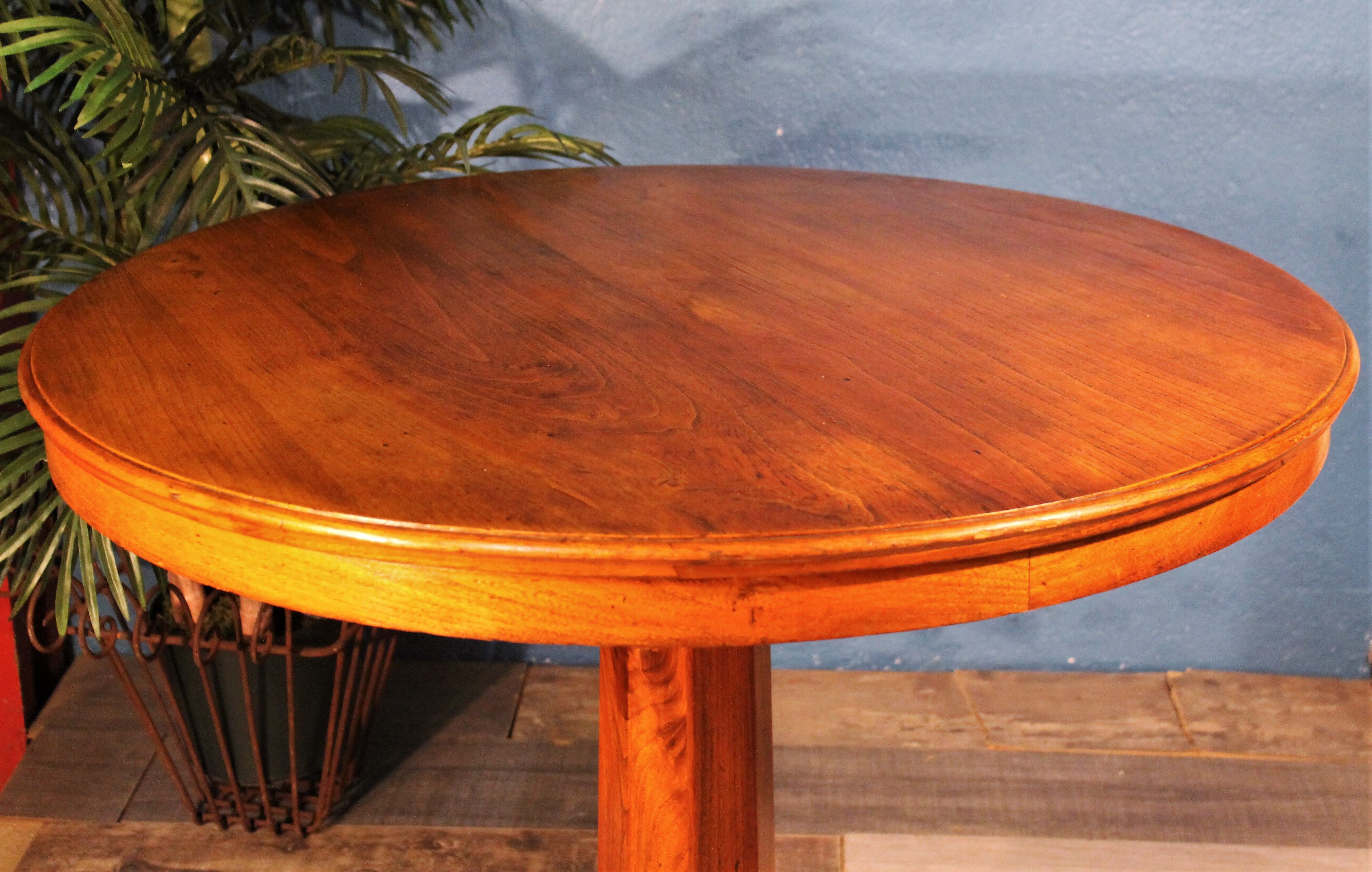 1930s lounge table