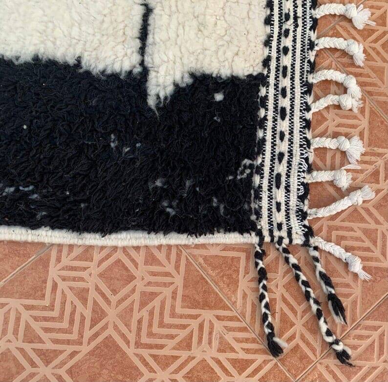 Handmade Beni Mrirt rug, size 160 x 250 cm
