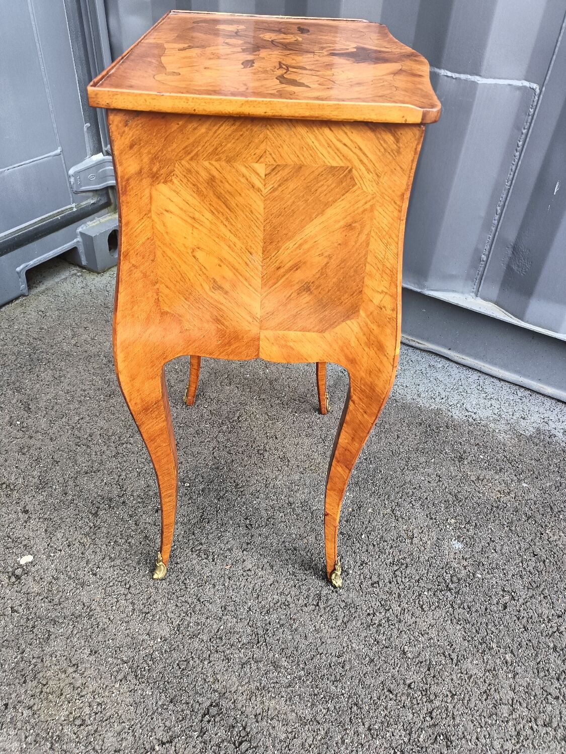 Paire de chevets marqueterie ancien style louis xvi