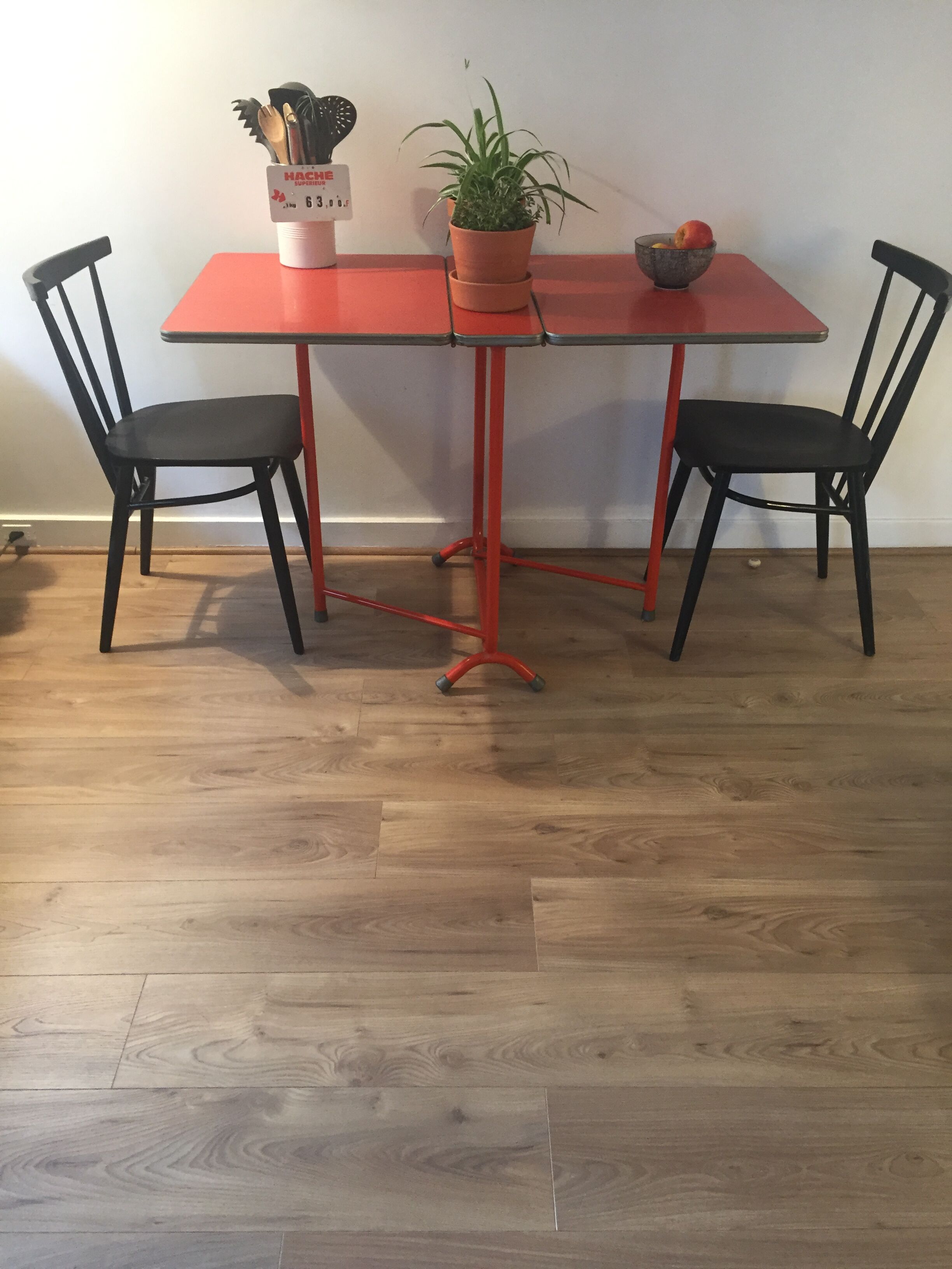 Table pliante pliable formica orange vintage