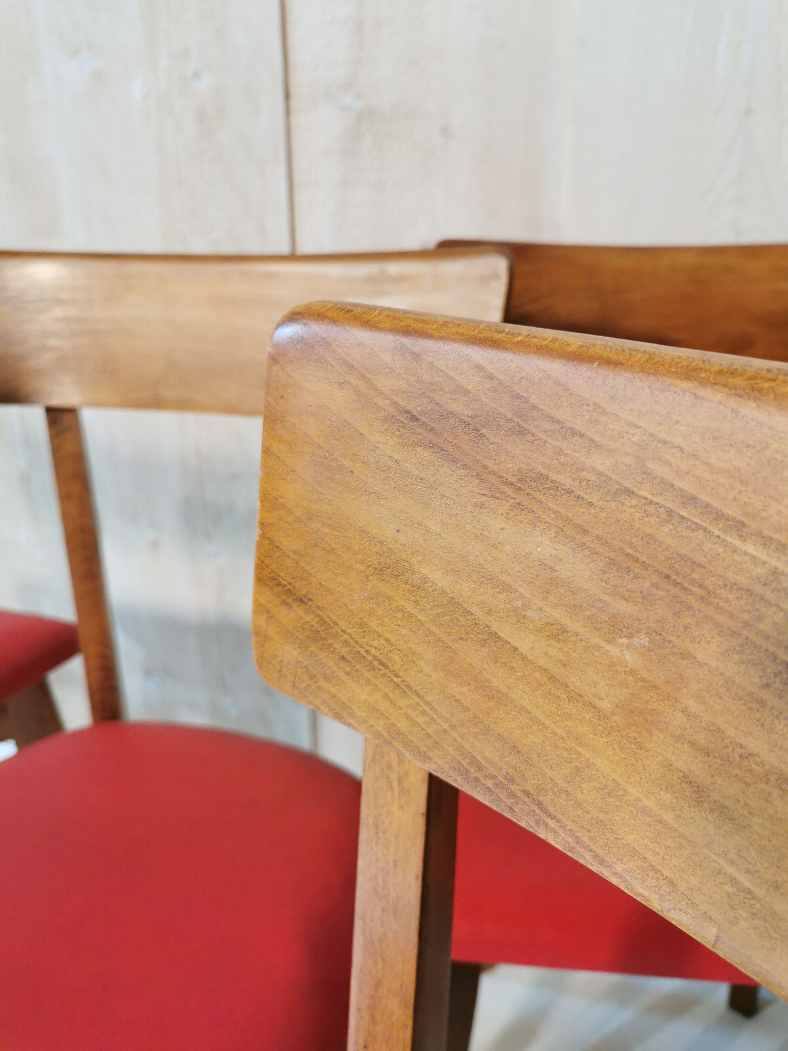 6 bistro chairs
