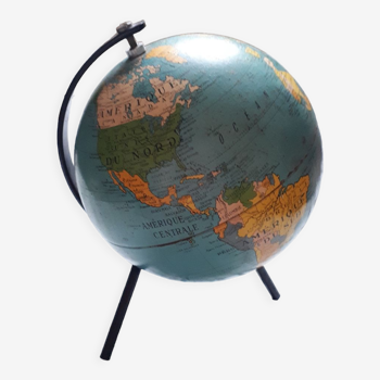 Globe map