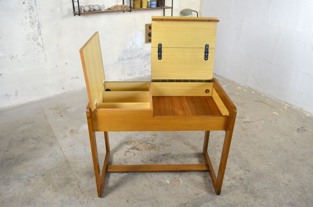 Vintage yann blond wooden desk 1960 / 1970