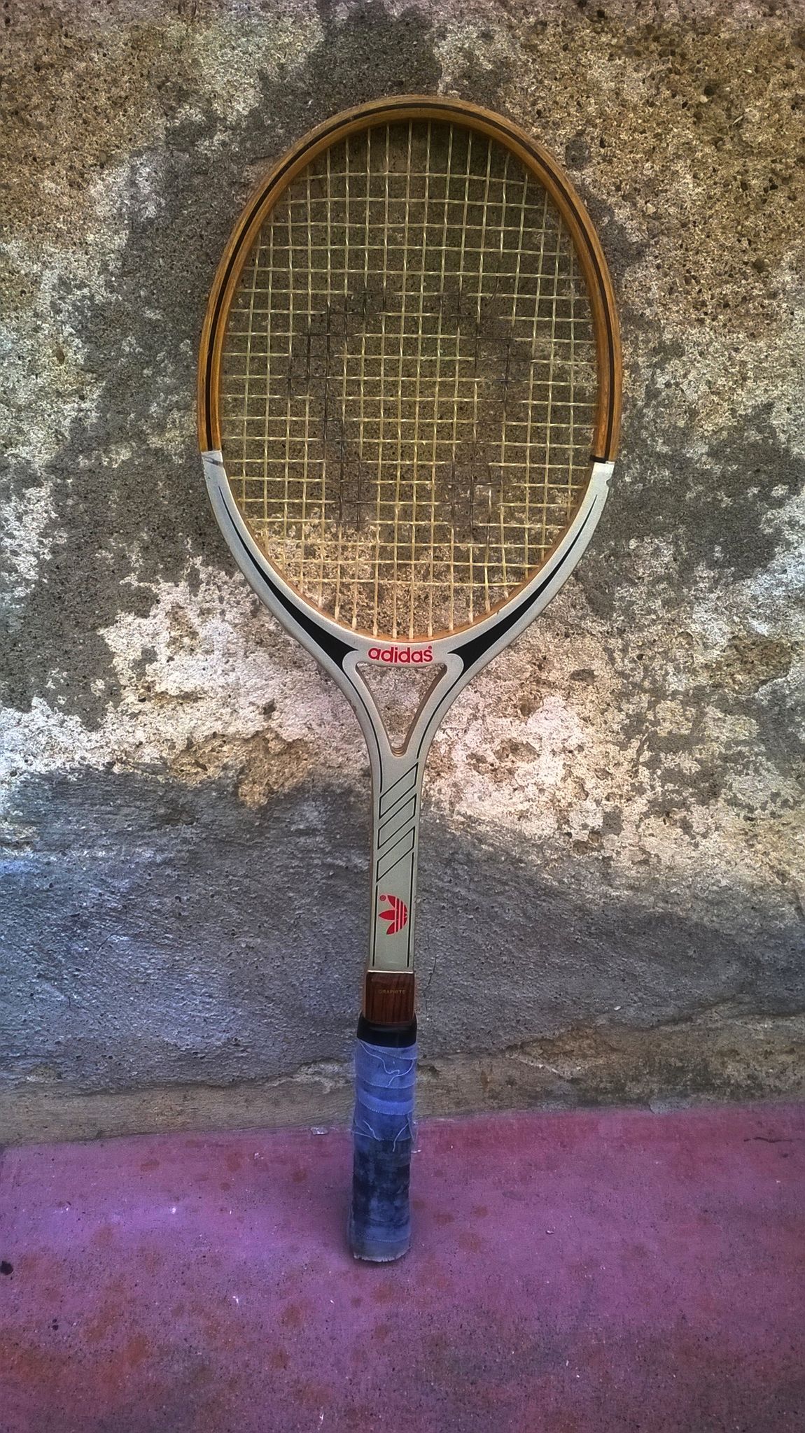 Raquette de tennis vintage