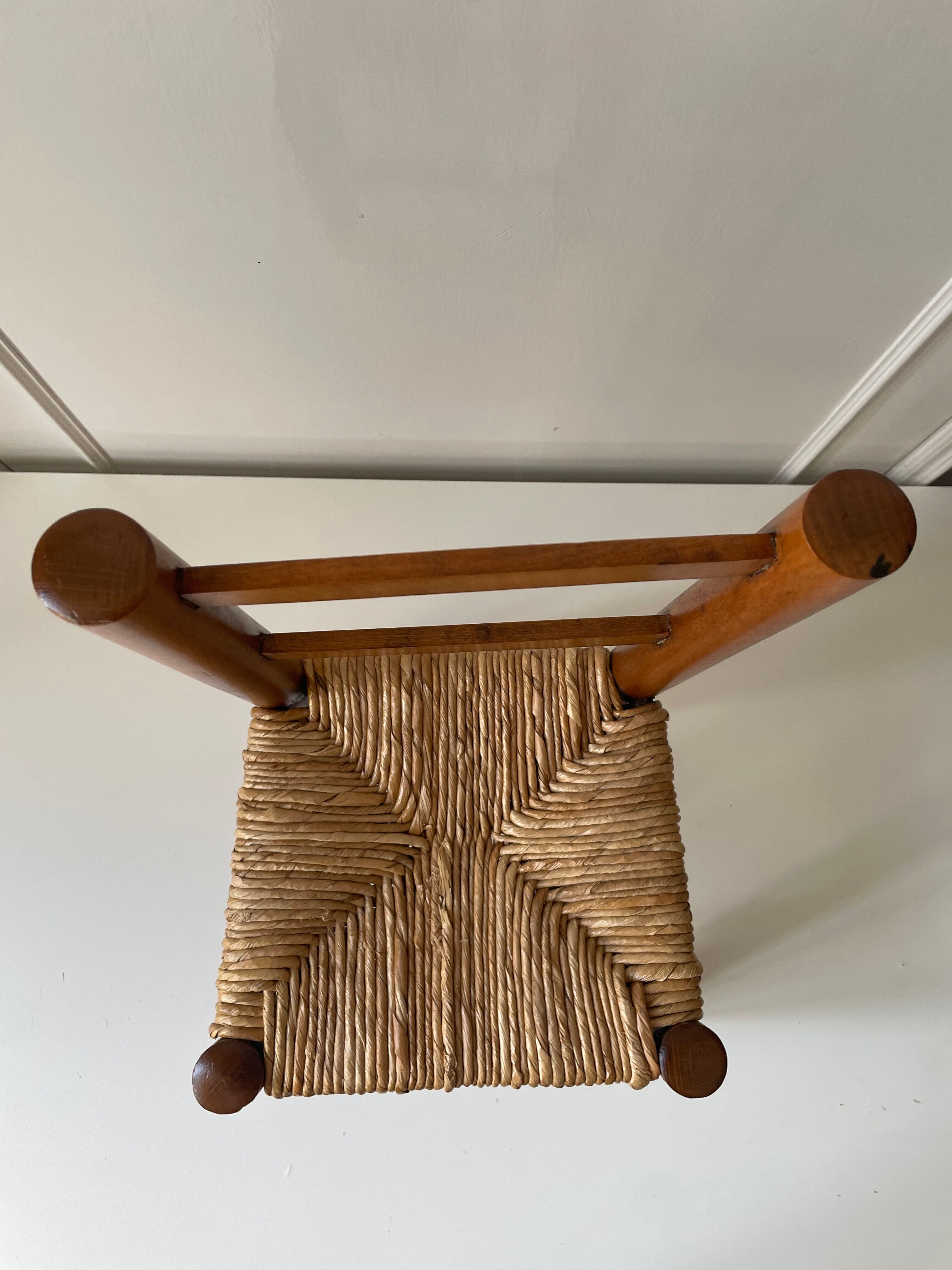 Children's chair wood and straw