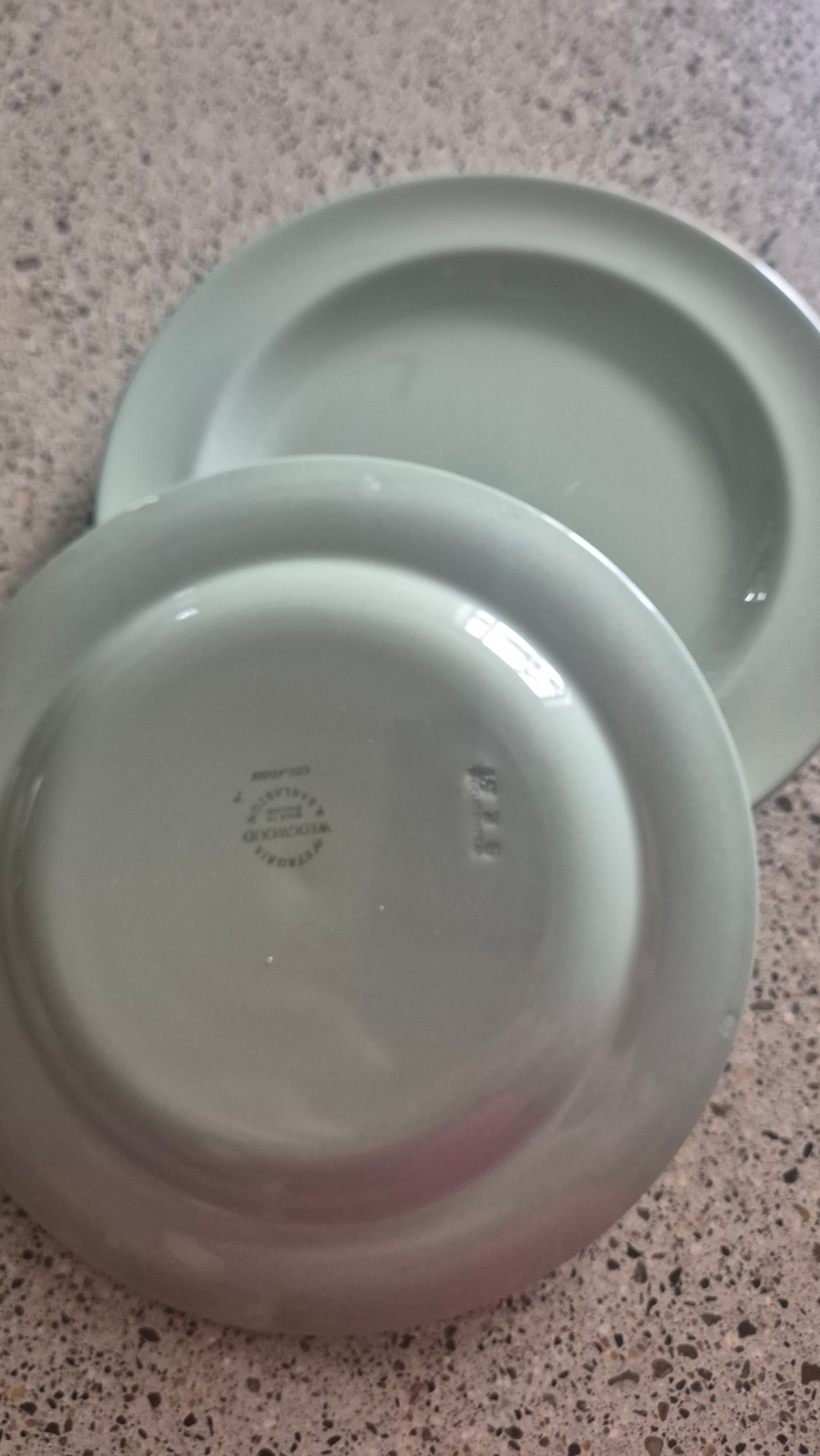 4 Wedgwood cake plates