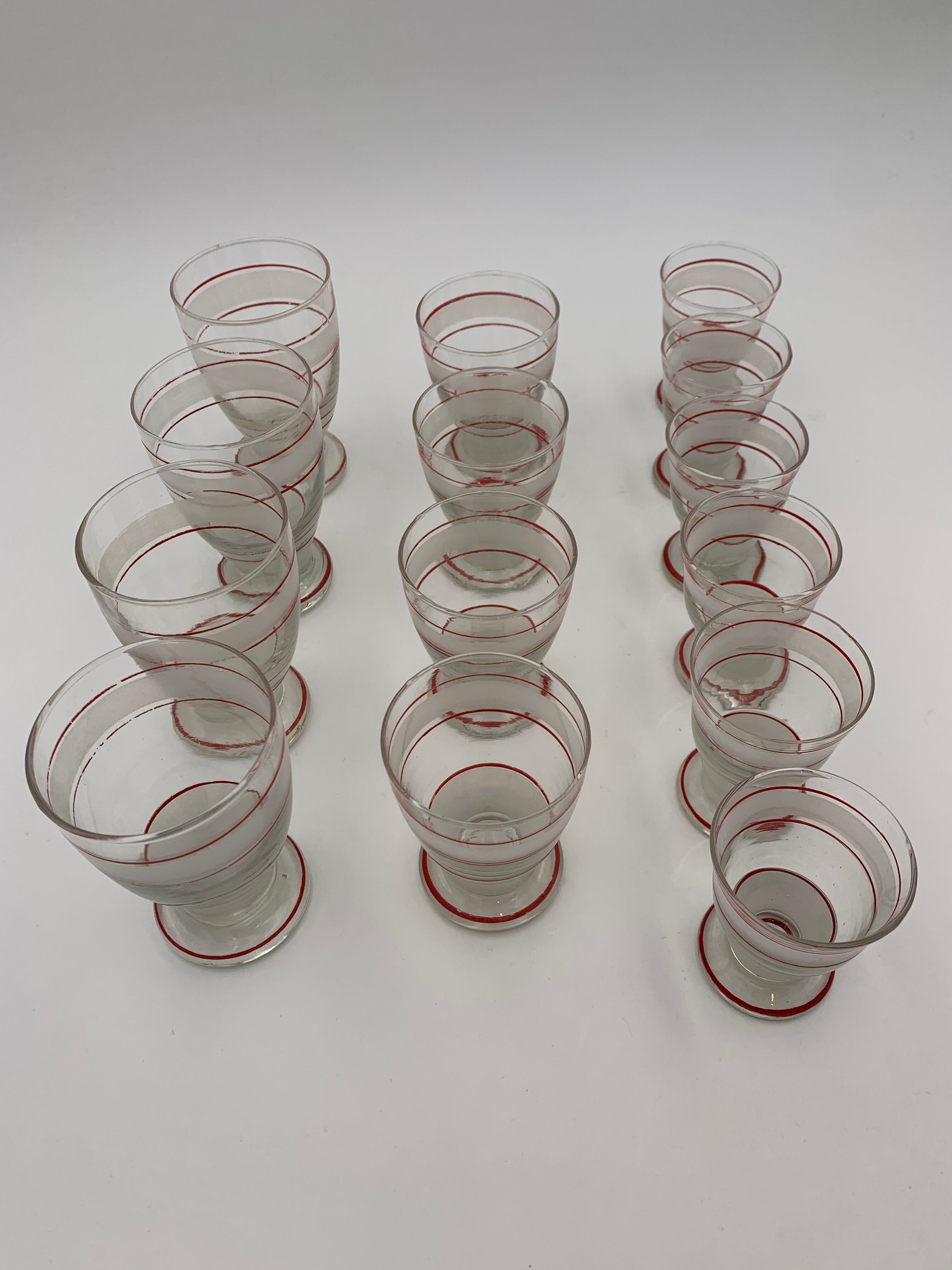 Set of 14 vintage glasses, 3 different sizes, white and red decorations - 1950s