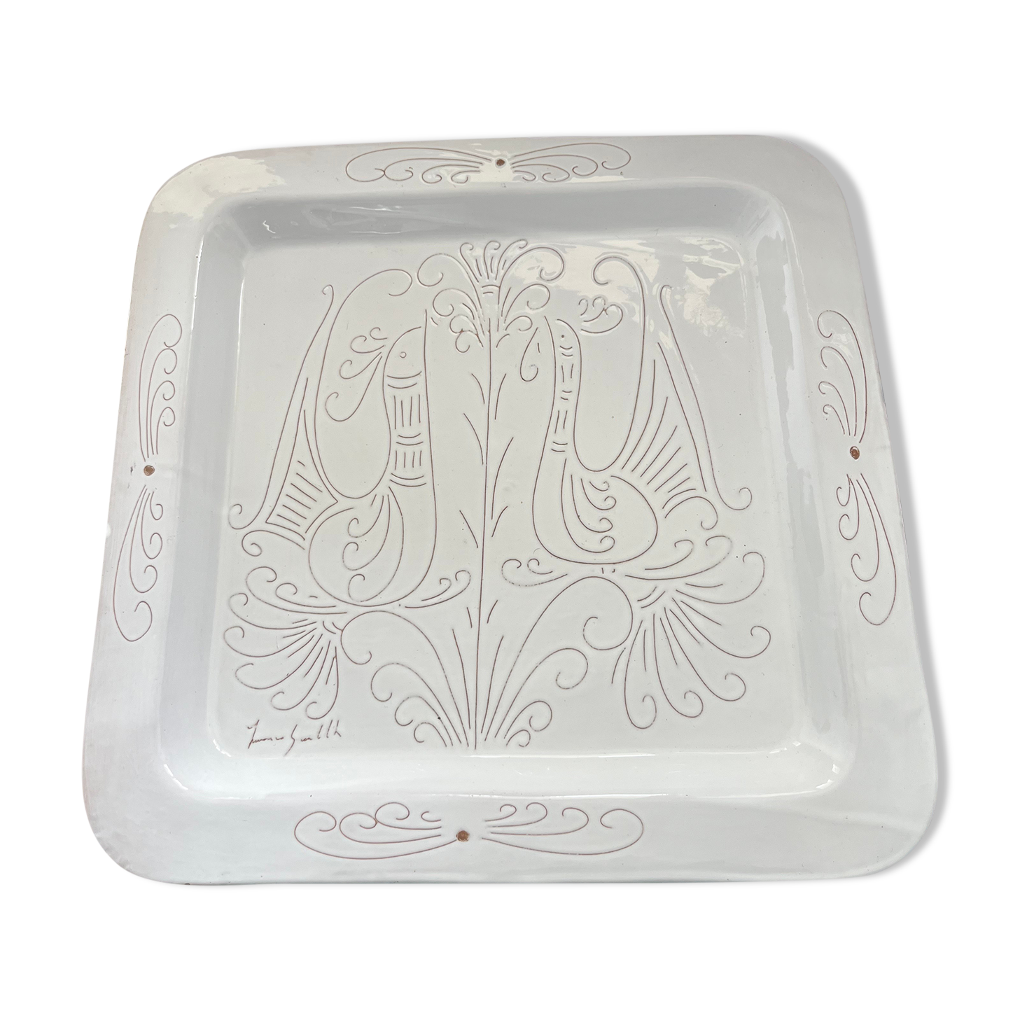 Trinket bowl white enamelled ceramic pocket with decorations of two rooster facing each other