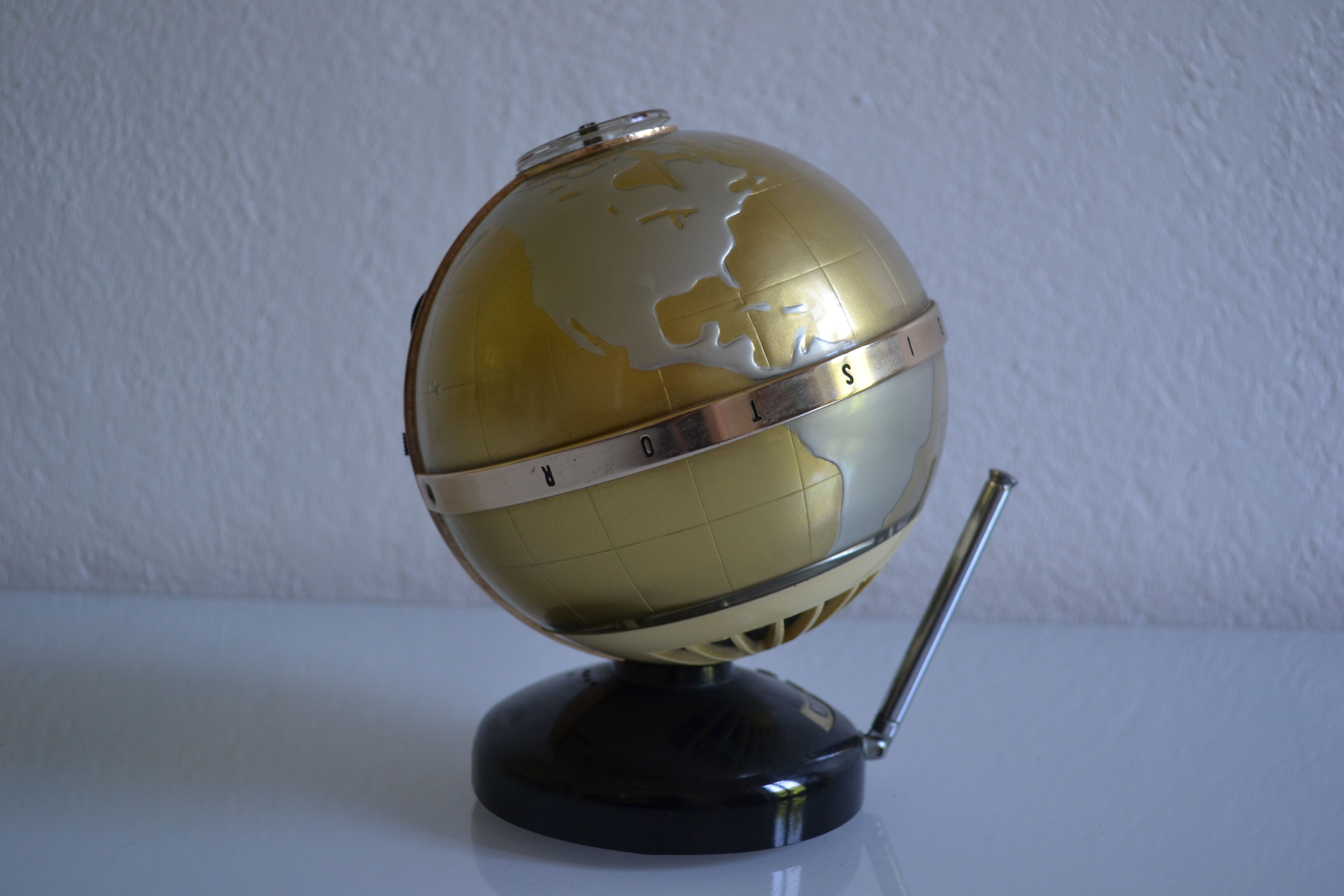 Radio vintage globe terrestre 60's