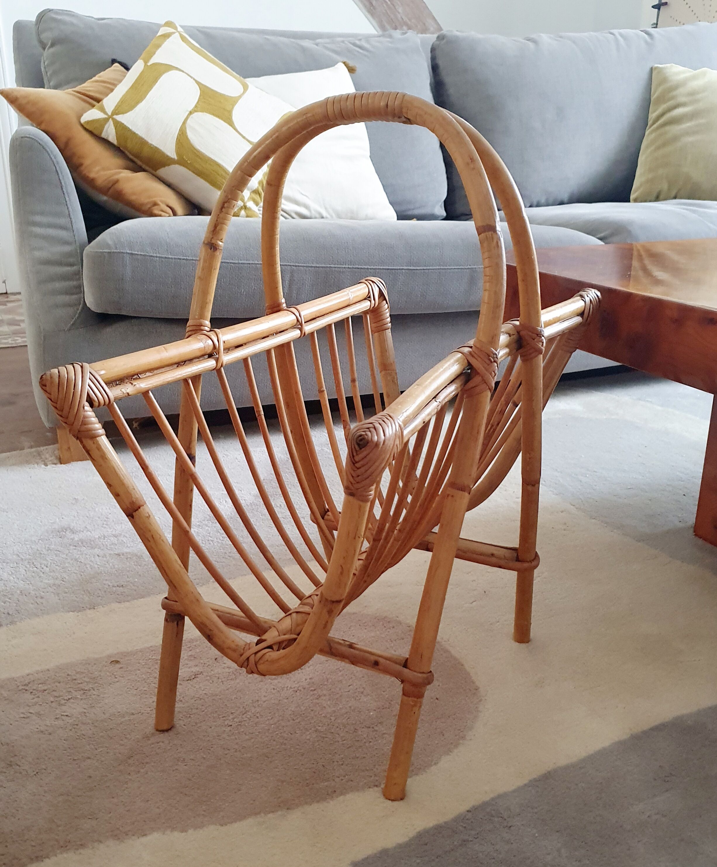 Rattan magazine rack