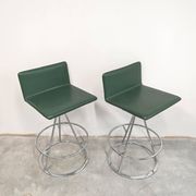 Pair of Dania bar stools in leather by Salvati & Tresoldi for Saporiti.