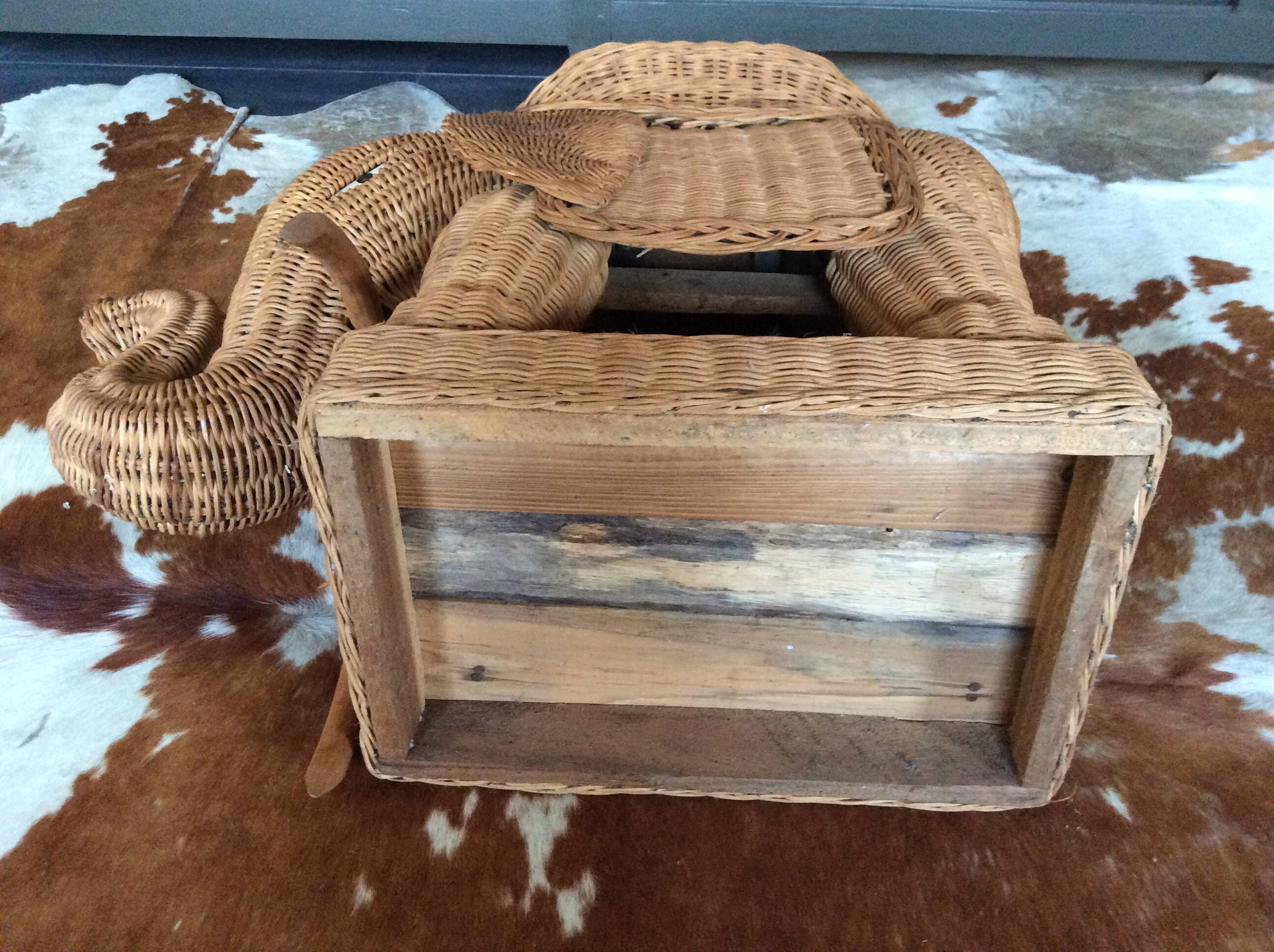 Wicker elephant side table