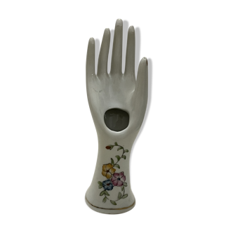 Vase en forme de main