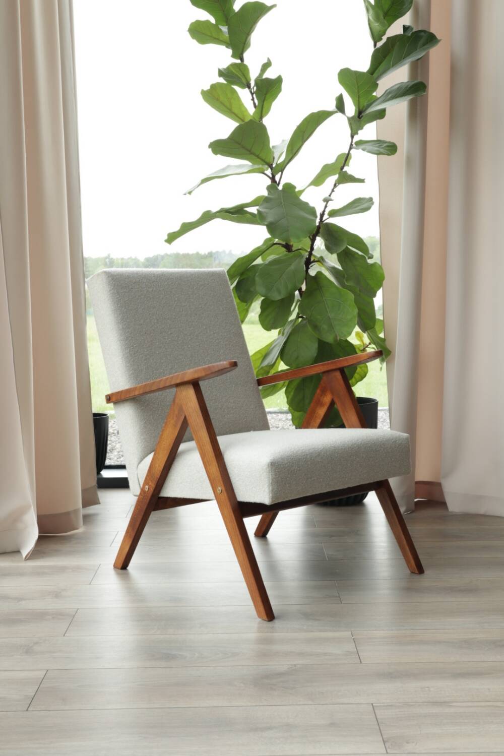 Fauteuil vintage blanc cassé bouclé zig Zag 1970
