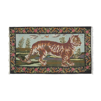 Vintage tiger kilim rug - animal tapestry 6'8" x 9'4"