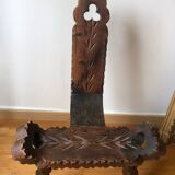 Chaise tripode brutaliste