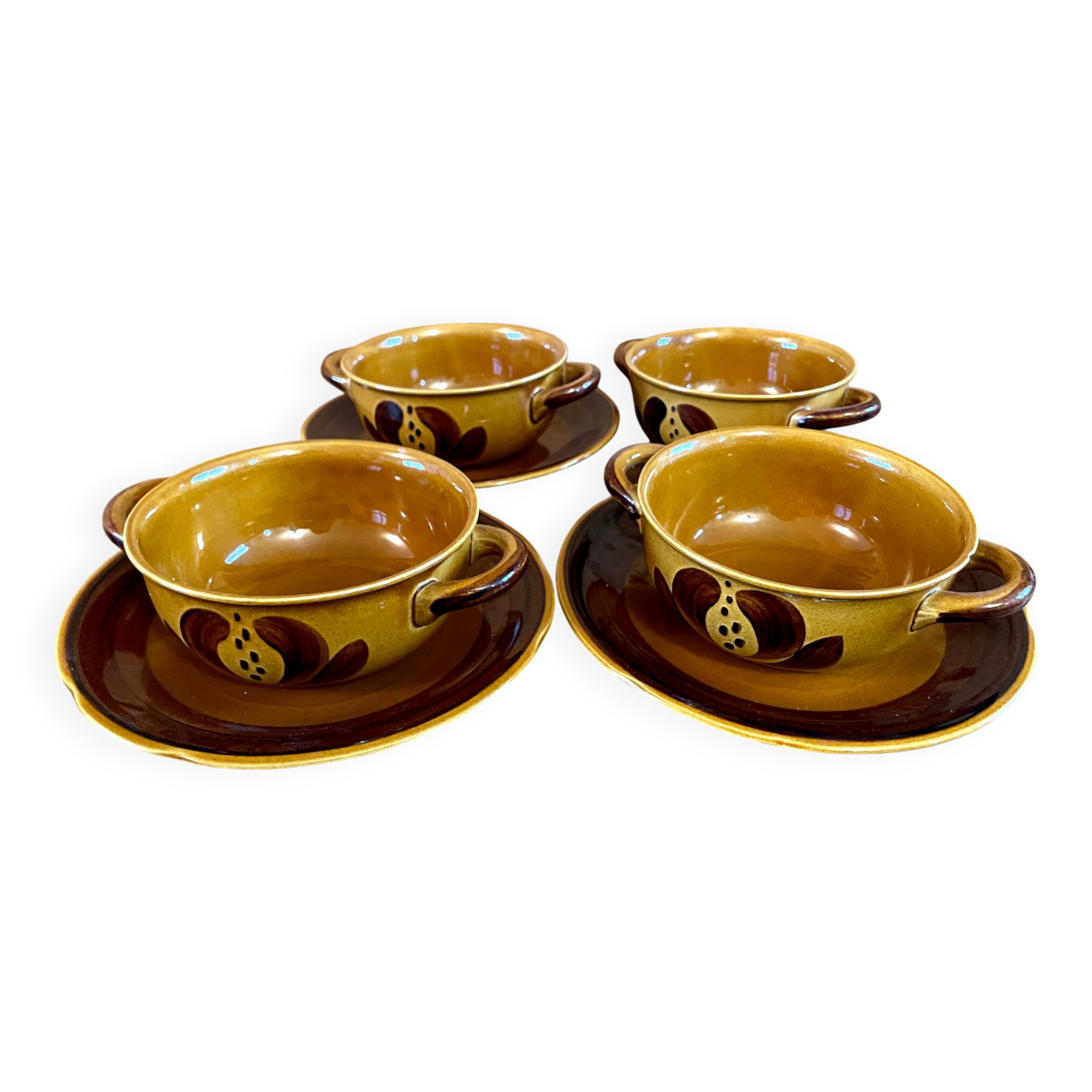 Set of Ochre Villeroy & Boch Soup Bowls and Plates from the Picnic Series