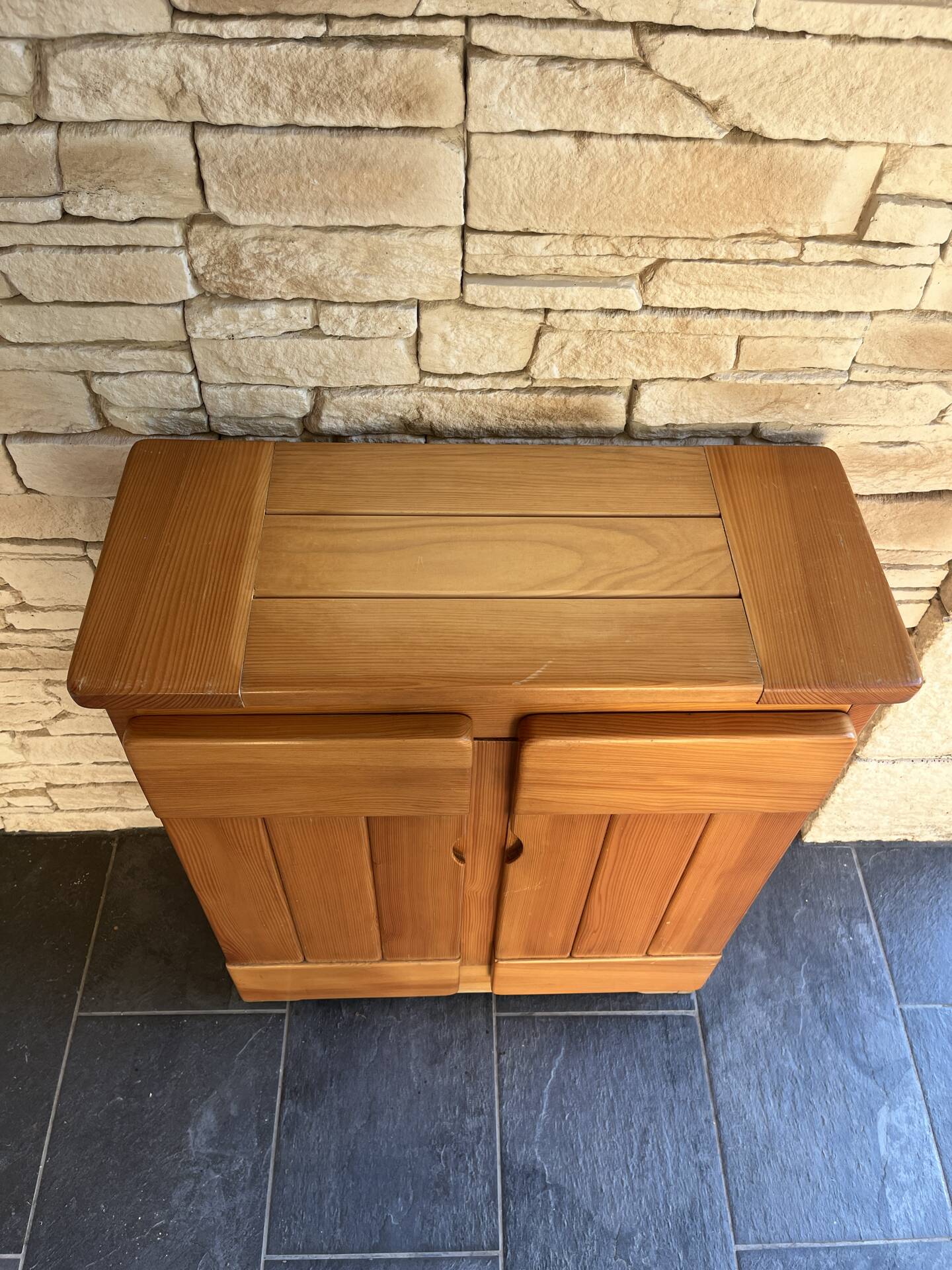 Vintage Meuble de rangement maison regain 1960 Perriand les arcs 