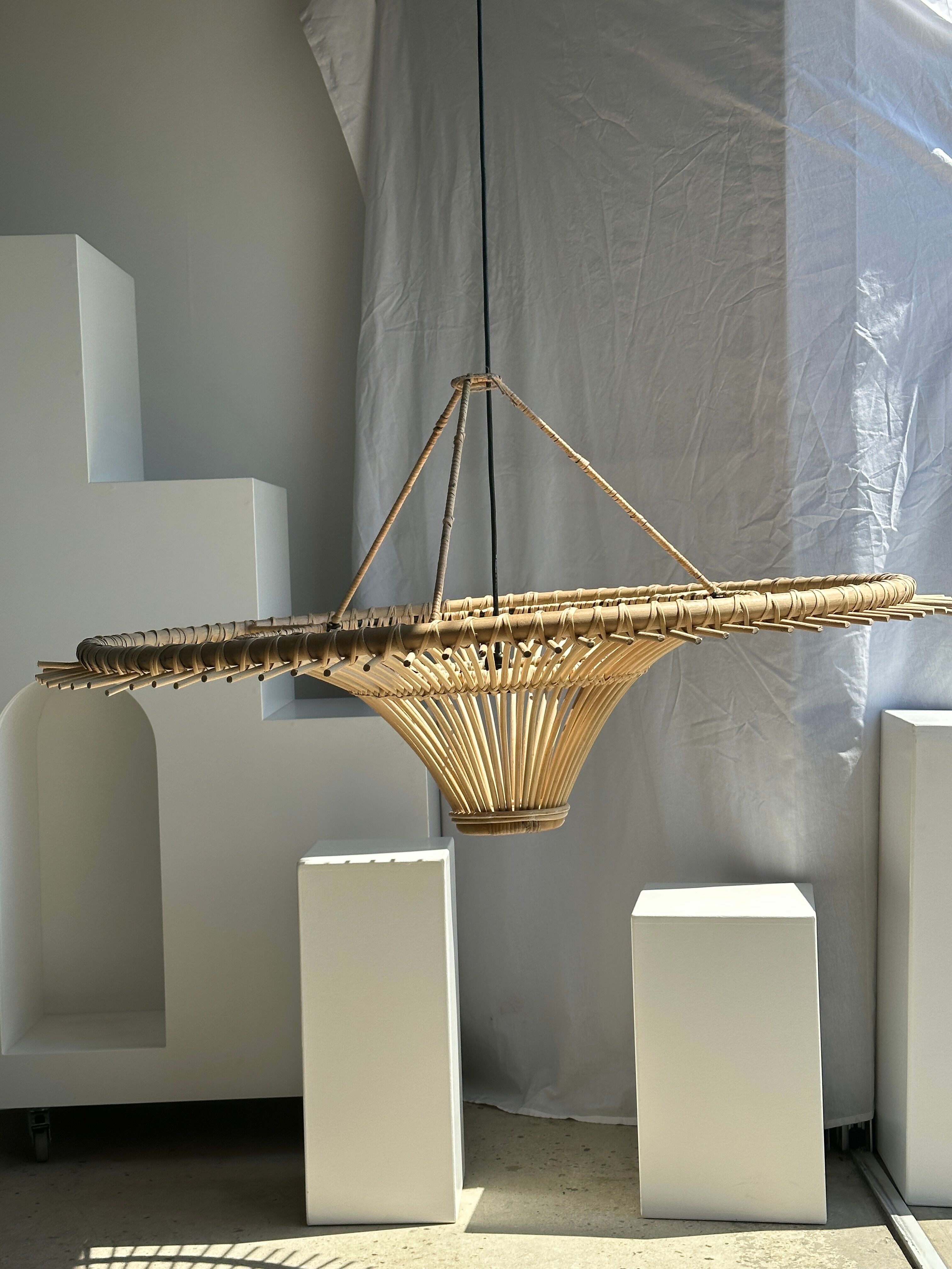 Suspension rattan saucer iron frame D:120 H:60