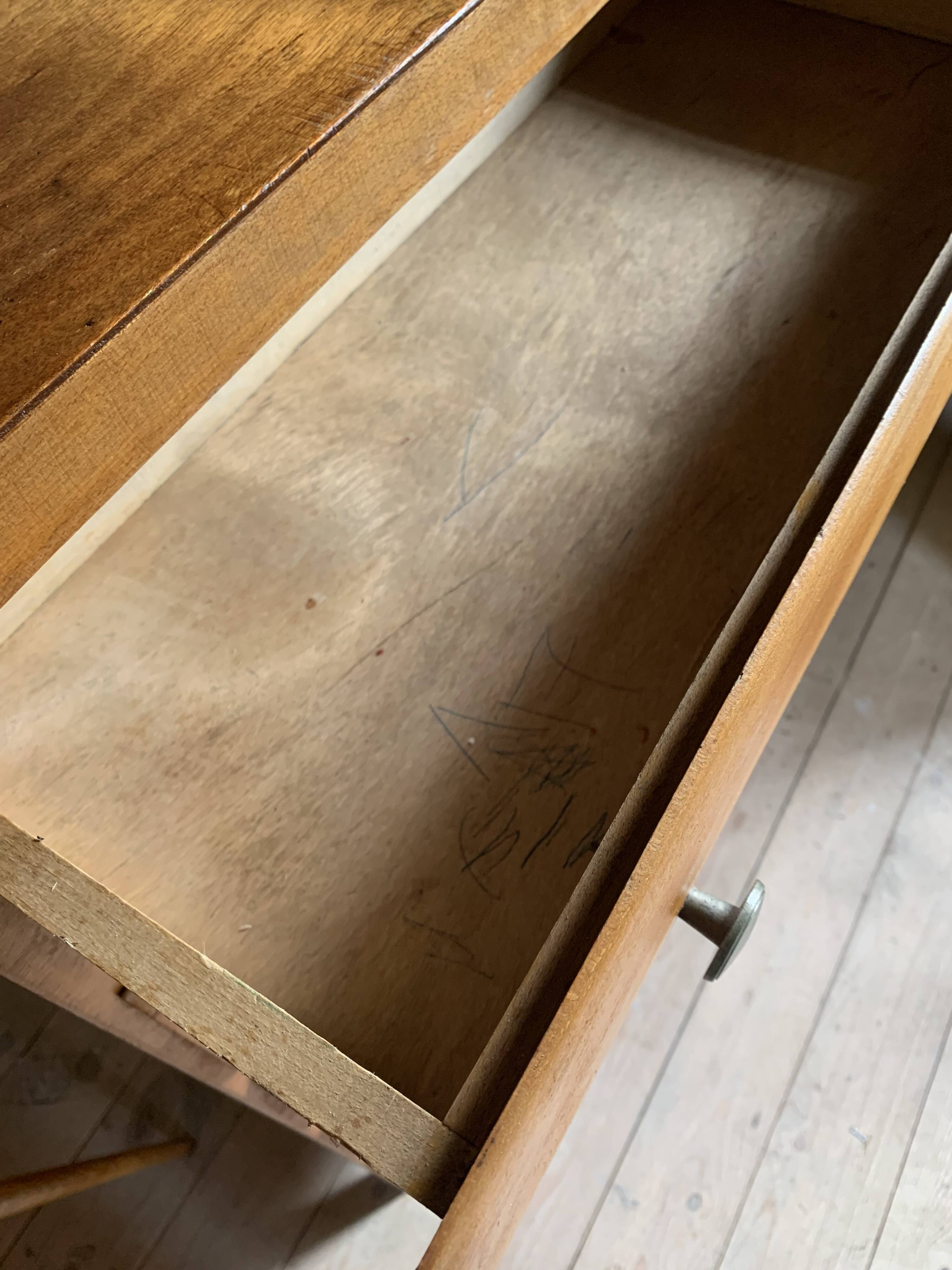 Vintage chest of drawers