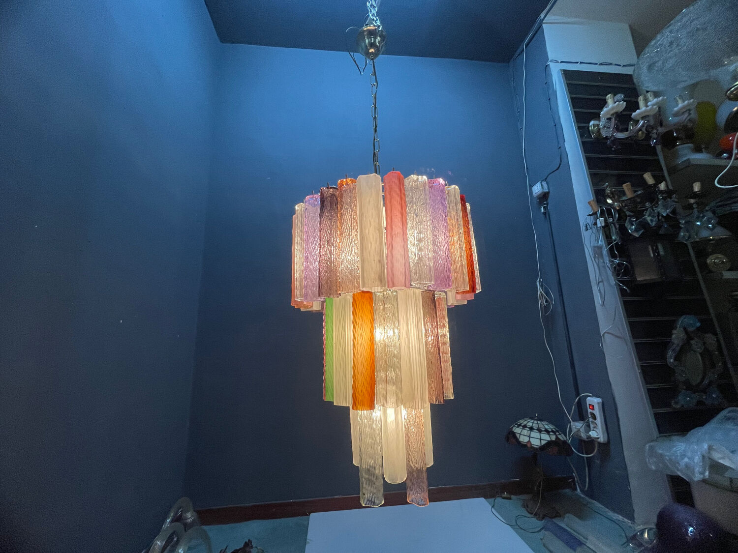 Suspension en verre de Murano italien, style pop art, années 1980.