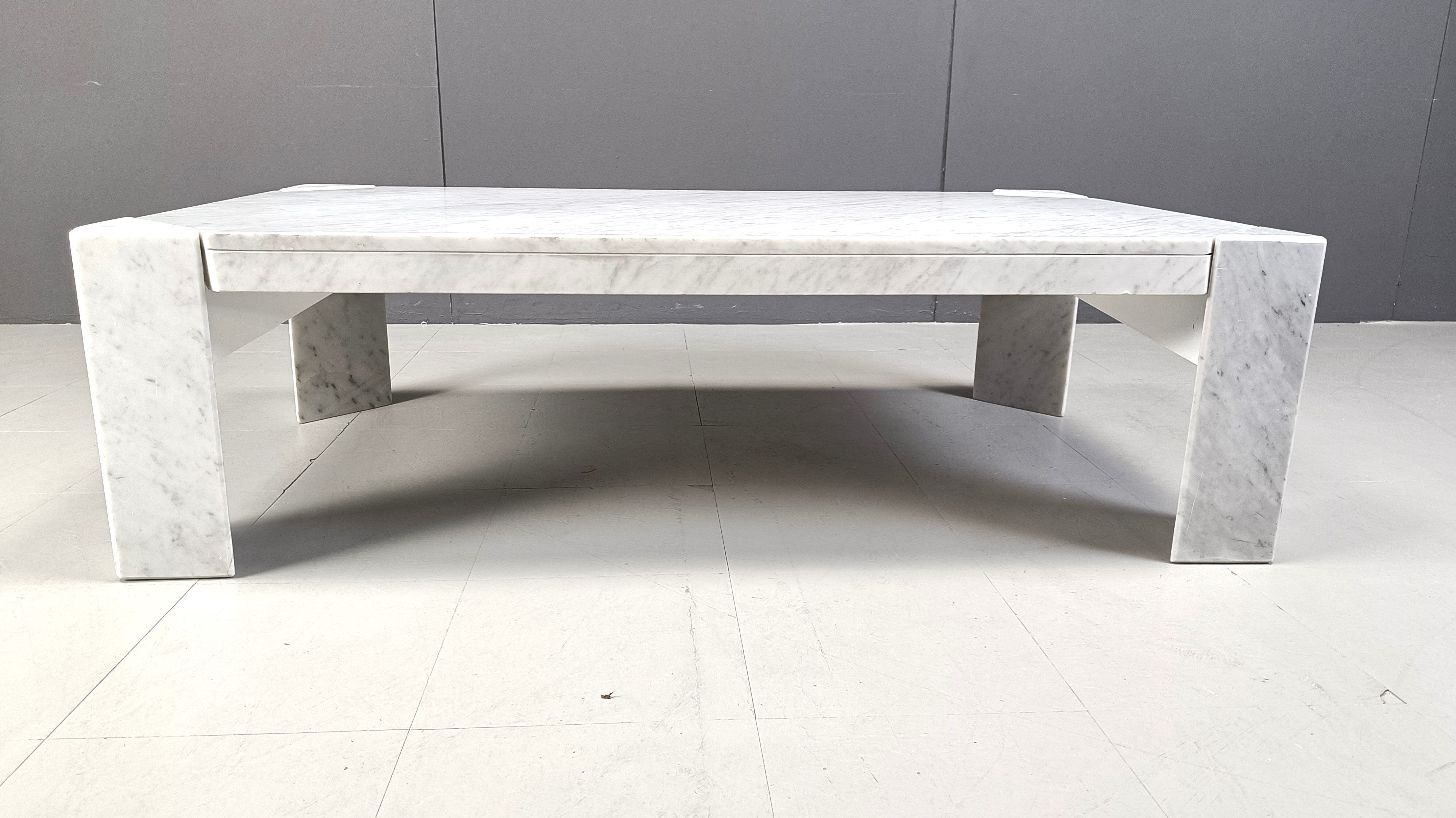 Vintage Italian marble coffee table, 1970s